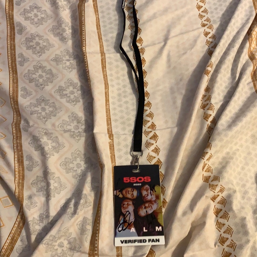 Autographed 5SOS Lanyard